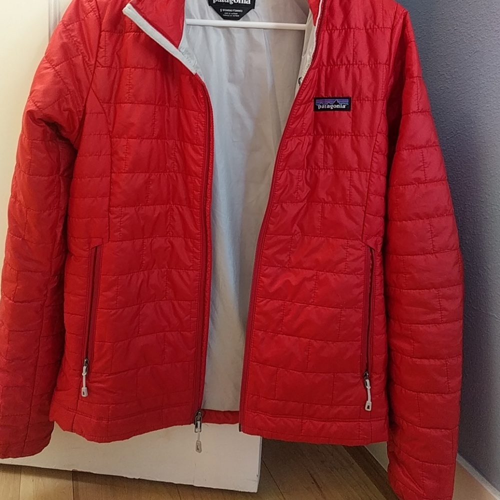 Patagonia NanoPuff Jacket (womens)